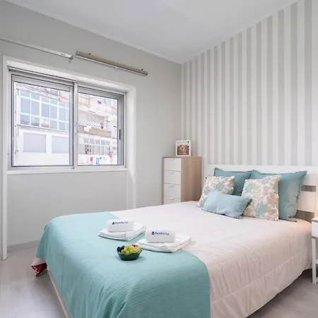 Host Wise - Modern Flats With Stunning Terrace Or Balcony - Location 포르투