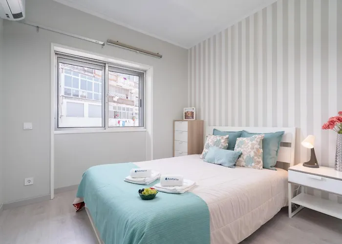 Host Wise - Modern Flats With Stunning Terrace Or Balcony - Location 포르투