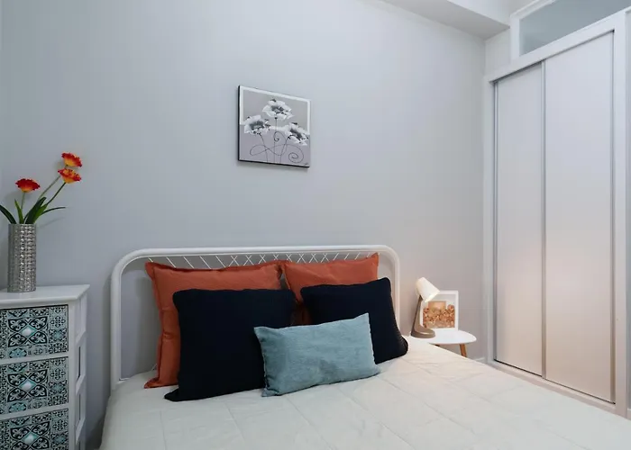 Host Wise - Modern Flats With Stunning Terrace Or Balcony - Location Porto