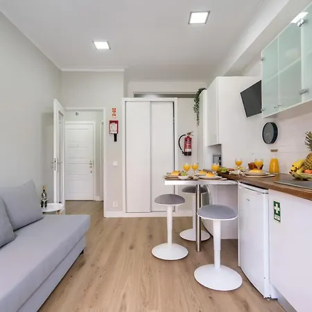 Host Wise - Modern Flats With Stunning Terrace Or Balcony - Location *